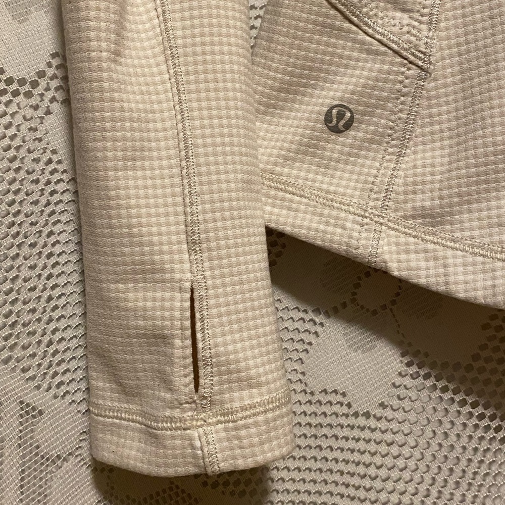 Lululemon Forme Jacket - Picture 6 of 9